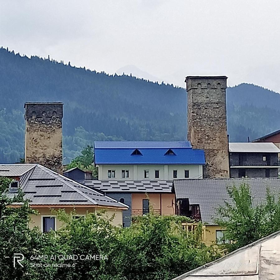 House B&B Местия Екстериор снимка